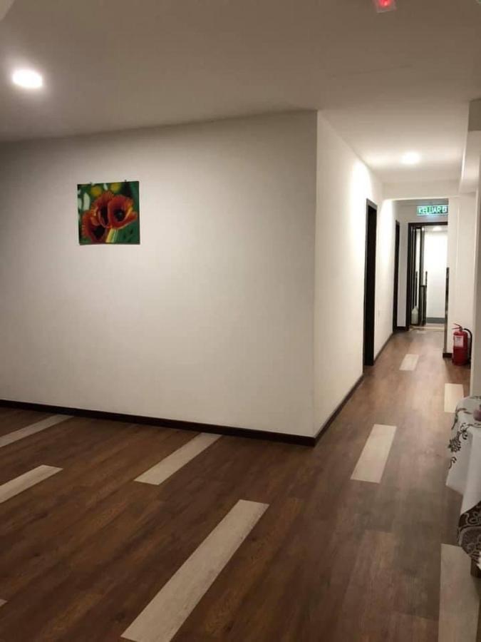 Kapit Hotel Кучинг Экстерьер фото