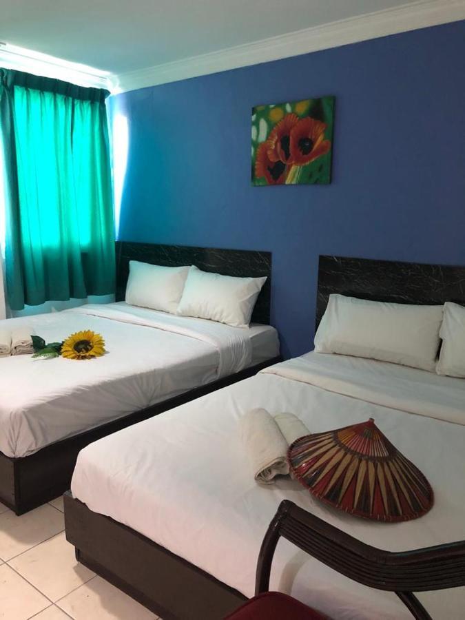 Kapit Hotel Кучинг Экстерьер фото