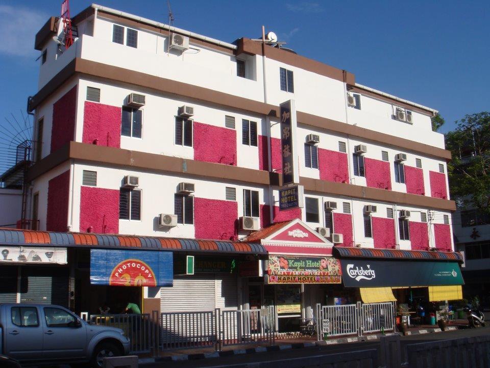 Kapit Hotel Кучинг Экстерьер фото